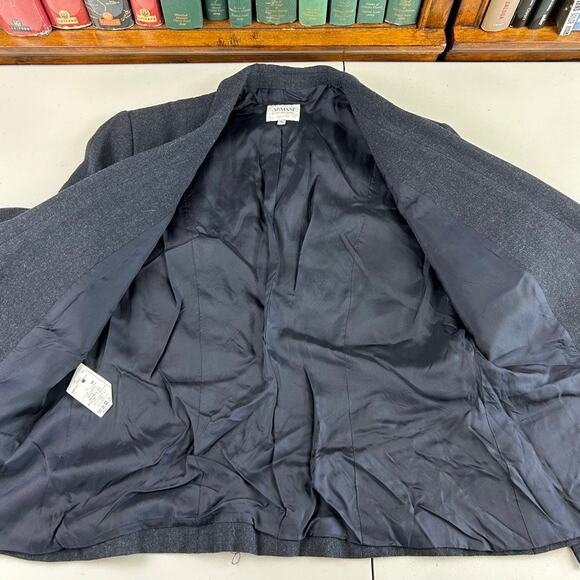 Armani Collezioni Gray Wool Blend Offset Pocket 12 Blazer Minimalist MSRP $854 - Picture 5 of 9